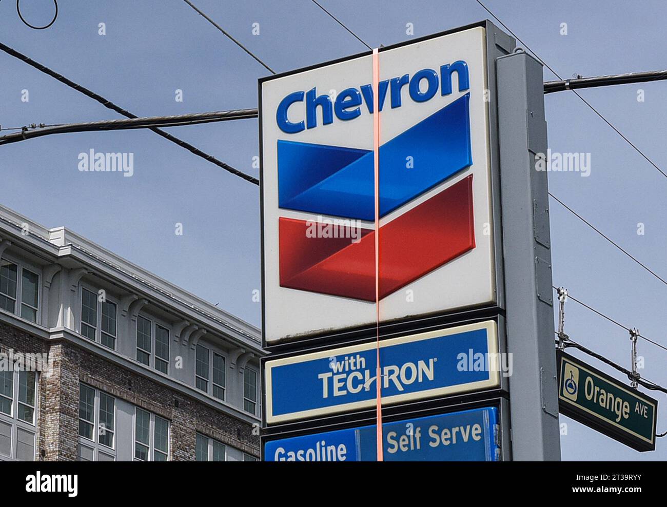 Orlando, United States. 23rd Oct, 2023. A sign at a Chevron gas station is seen in Orlando. Chevron Corp announced that it has agreed to buy Hess Corporation for $53 billion in stock. Credit: SOPA Images Limited/Alamy Live News Stock Photo