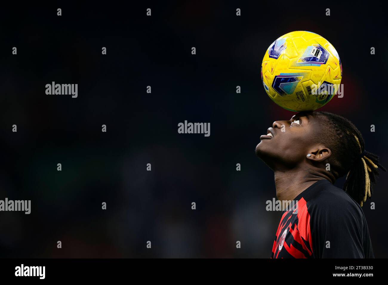 Action warm up football hi-res stock photography and images - Page 3 - Alamy