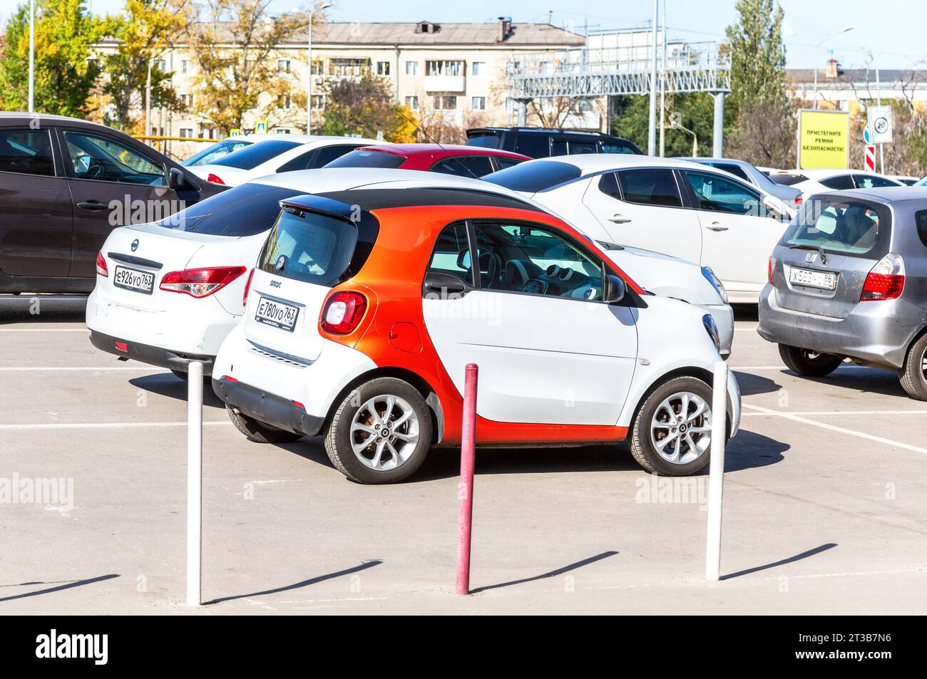 Smart city coupe hi-res stock photography and images - Alamy