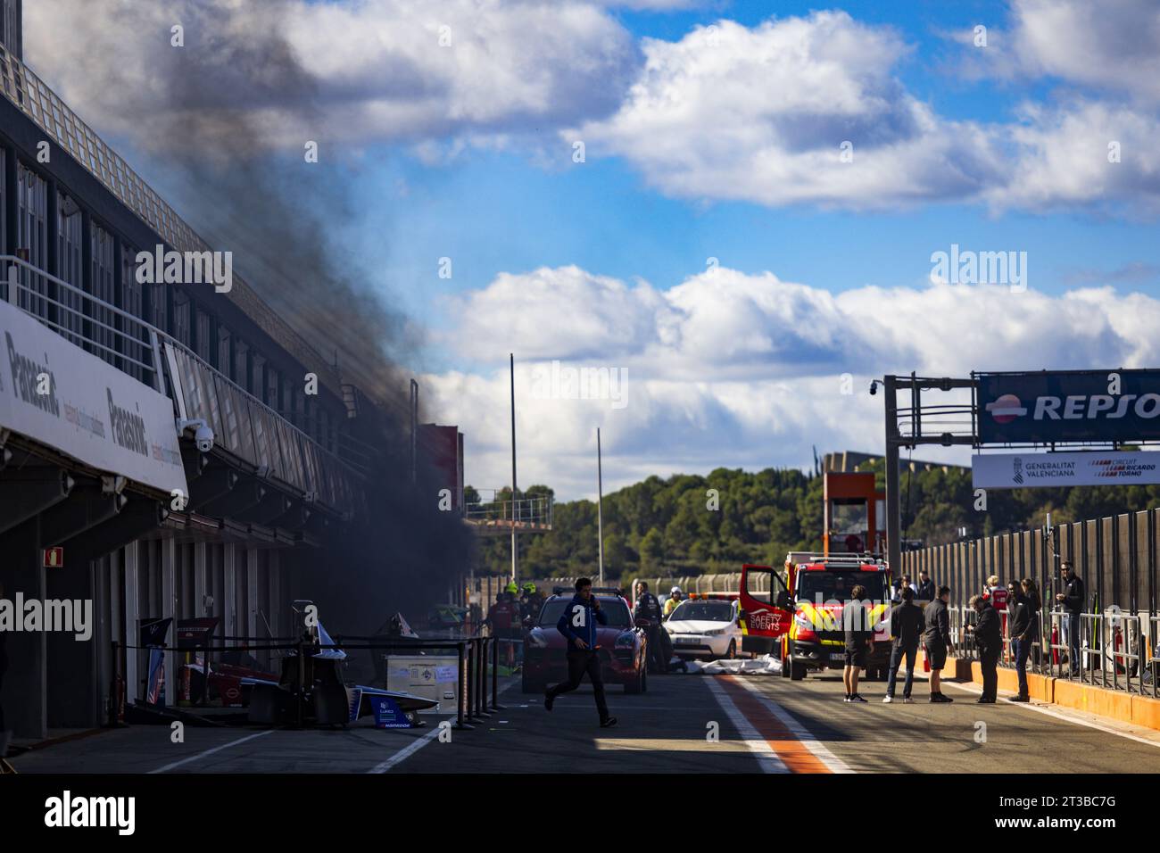 Fire detected in the pit lane and garage area during the 2023 Valencia Pre-Season Testing prior the 2023-24 ABB FIA Formula E World Championship, on the Circuit de la Comunitat Valenciana Ricardo Tormo from October 24 to 370, 2023 in Valencia, Spain Credit: Independent Photo Agency/Alamy Live News Stock Photo