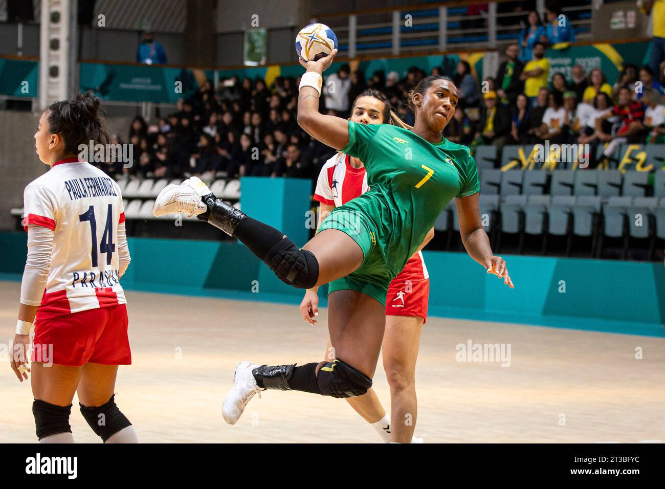 VINÃ DEL MAR, CH - 24.10.2023: JOGOS PANAMERICANOS SANTIAGO 2023 - Brazil's  27-15 victory over the Paraguay team in the first round of Women's Handball  during the Santiago 2023 Pan American Games