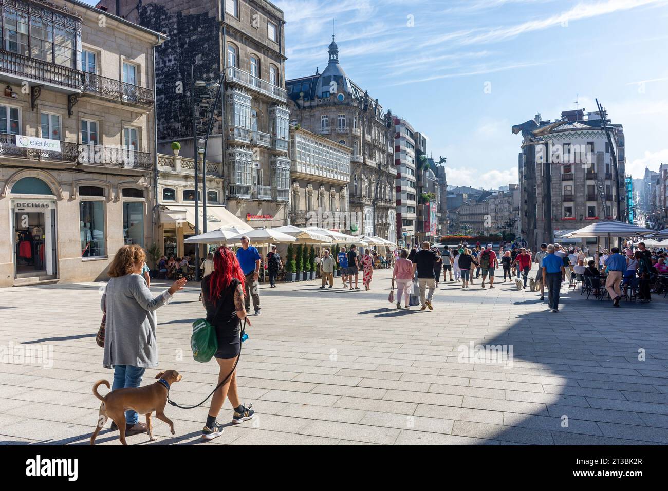 Street scene, Praza Porta do Sol, Old Town, Vigo, Province of Pontevedra, Galicia, Kingdom of Spain Stock Photo