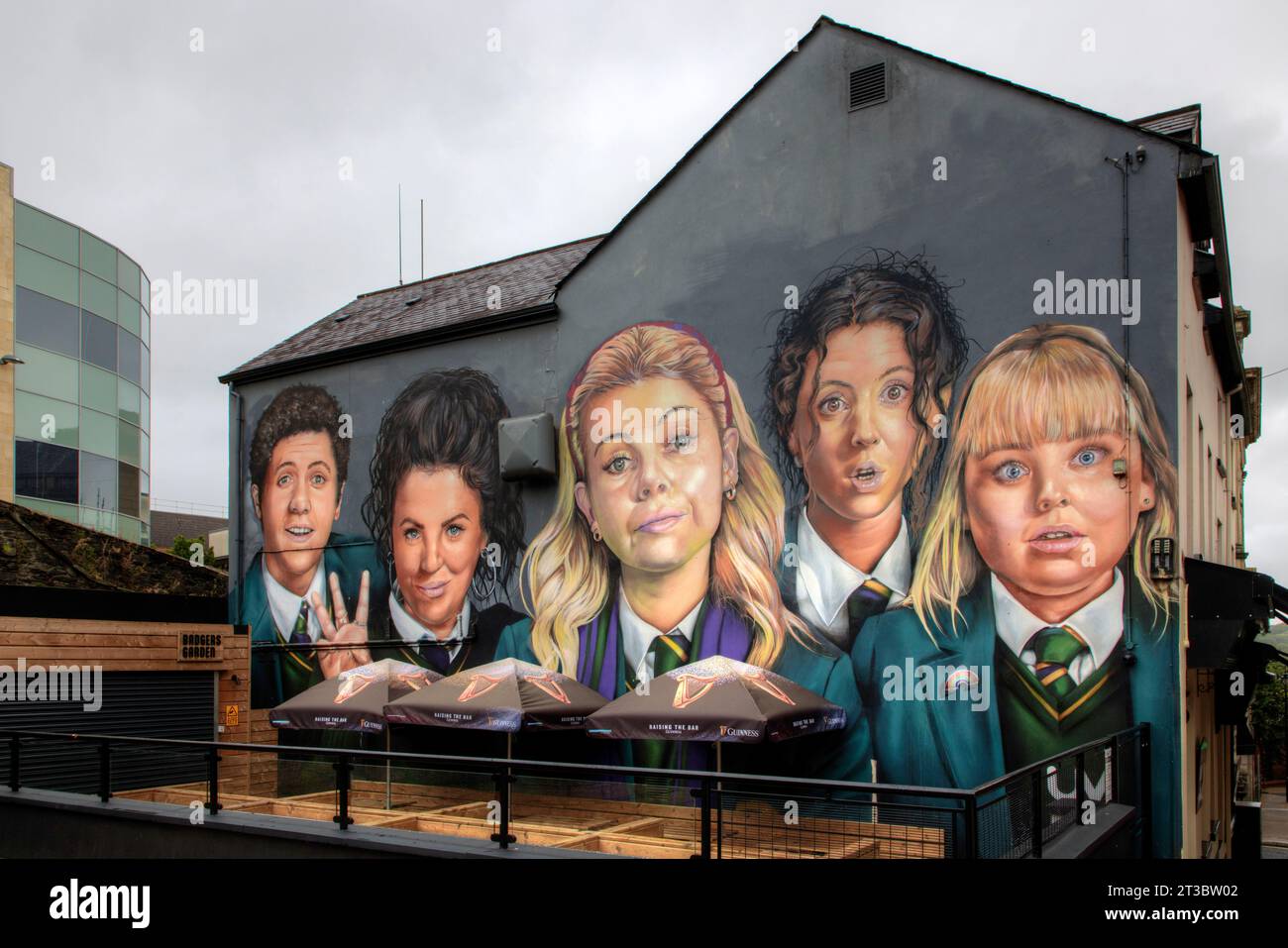Mural of the Derry Girls in Londonderry, Northern Ireland Stock Photo