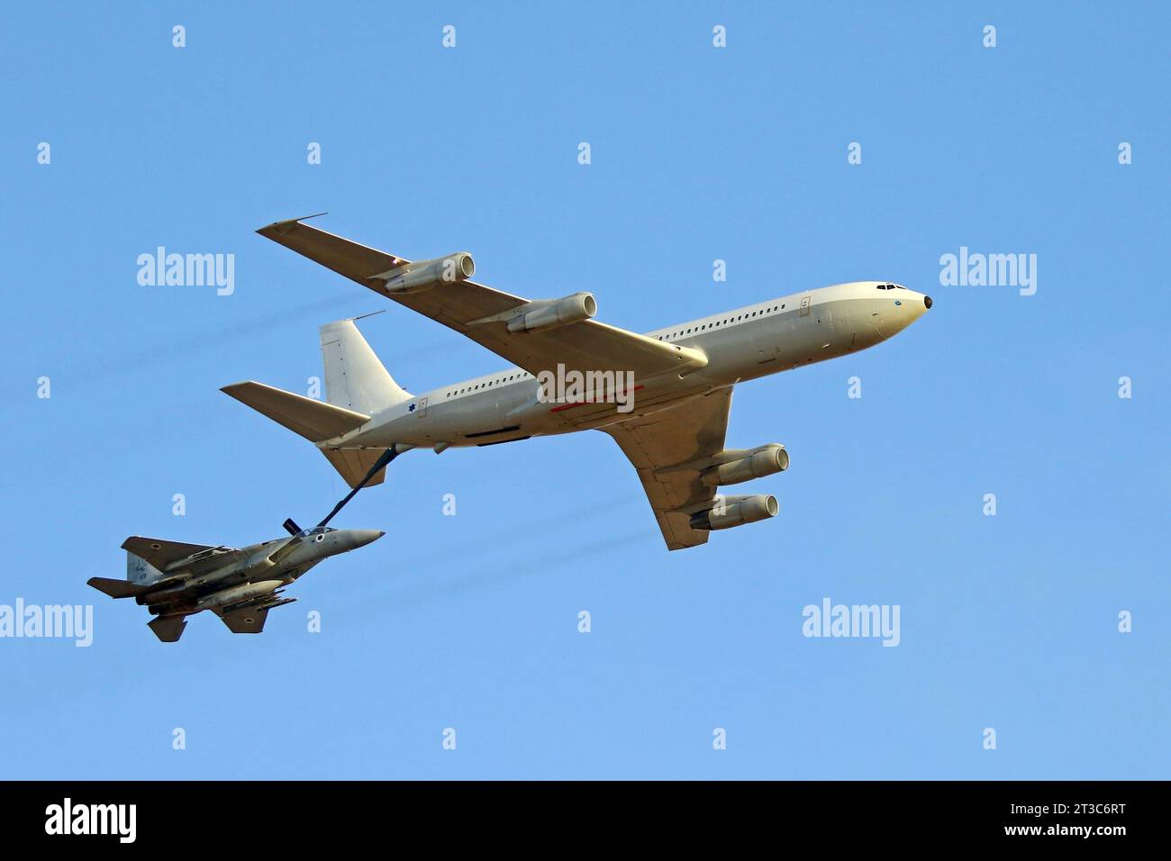 Side view boeing 707 jet hi-res stock photography and images