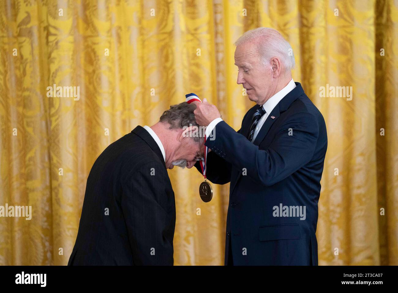 Washington, United States. 24th Oct, 2023. President Joe Biden awards ...