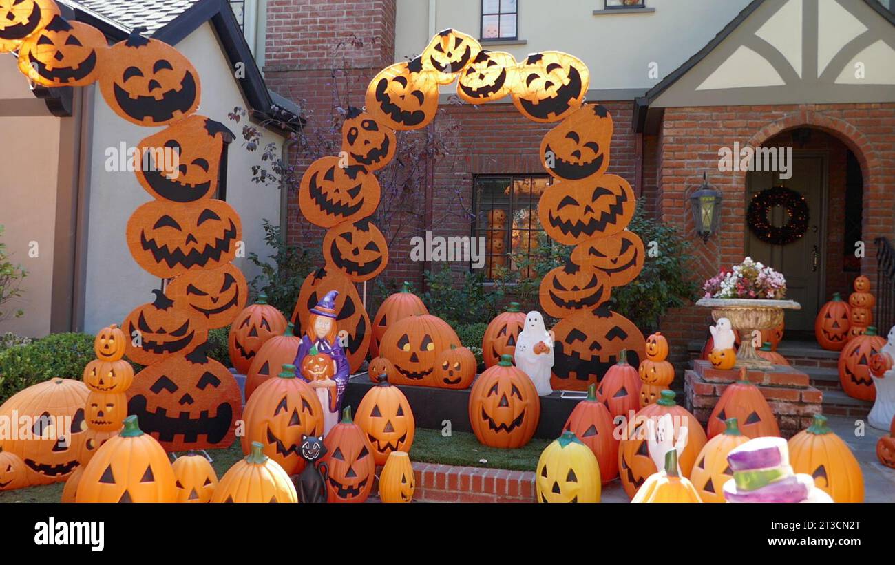 Toluca Lake, California, USA 20th October 2023 A general view of