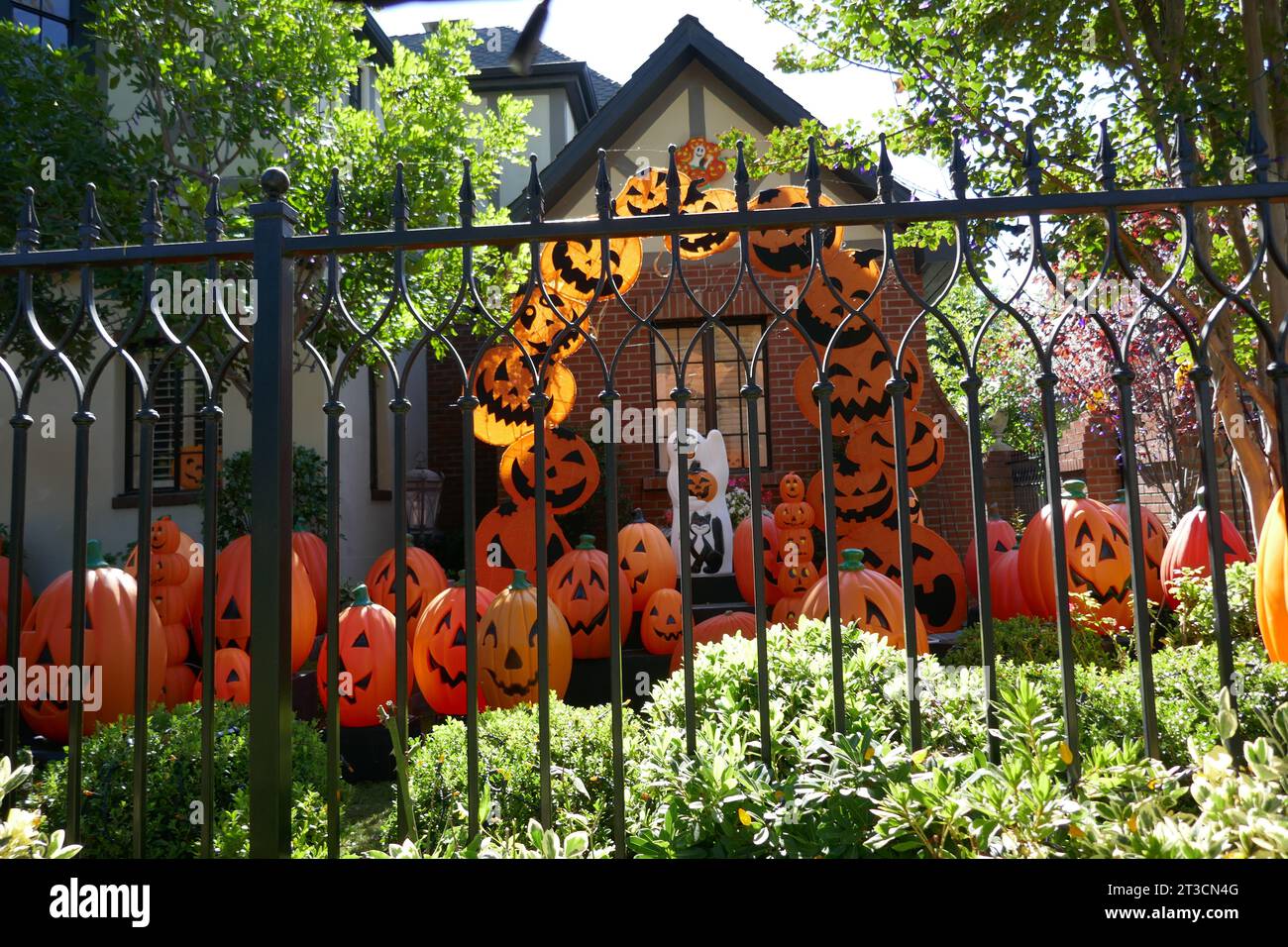 Toluca Lake, California, USA 20th October 2023 A general view of