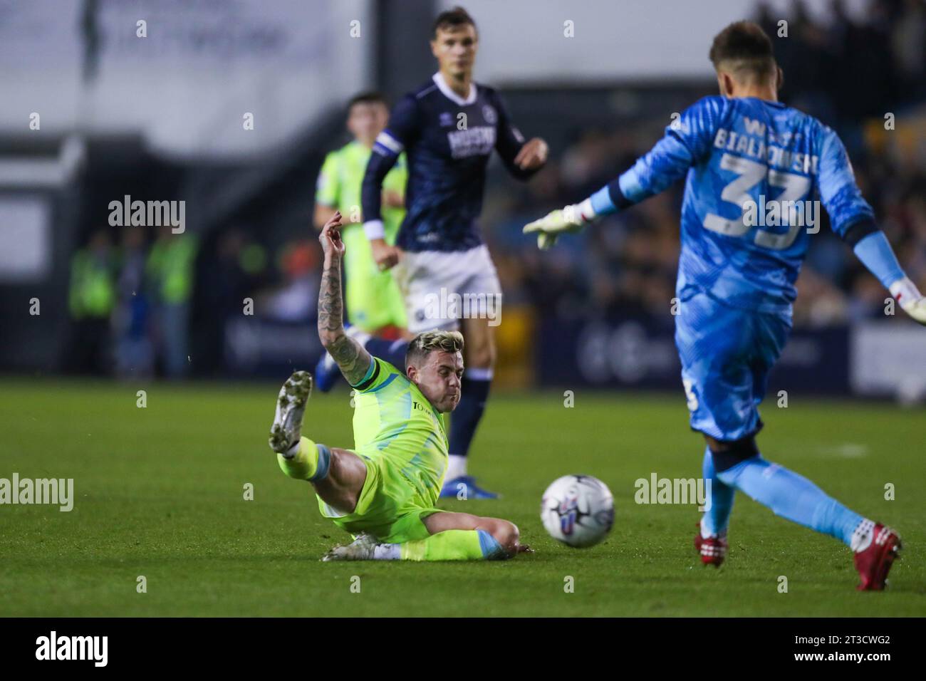 Millwall's Danny Shittu and Blackburn Rovers' Leon Best battle for the ball  Stock Photo - Alamy