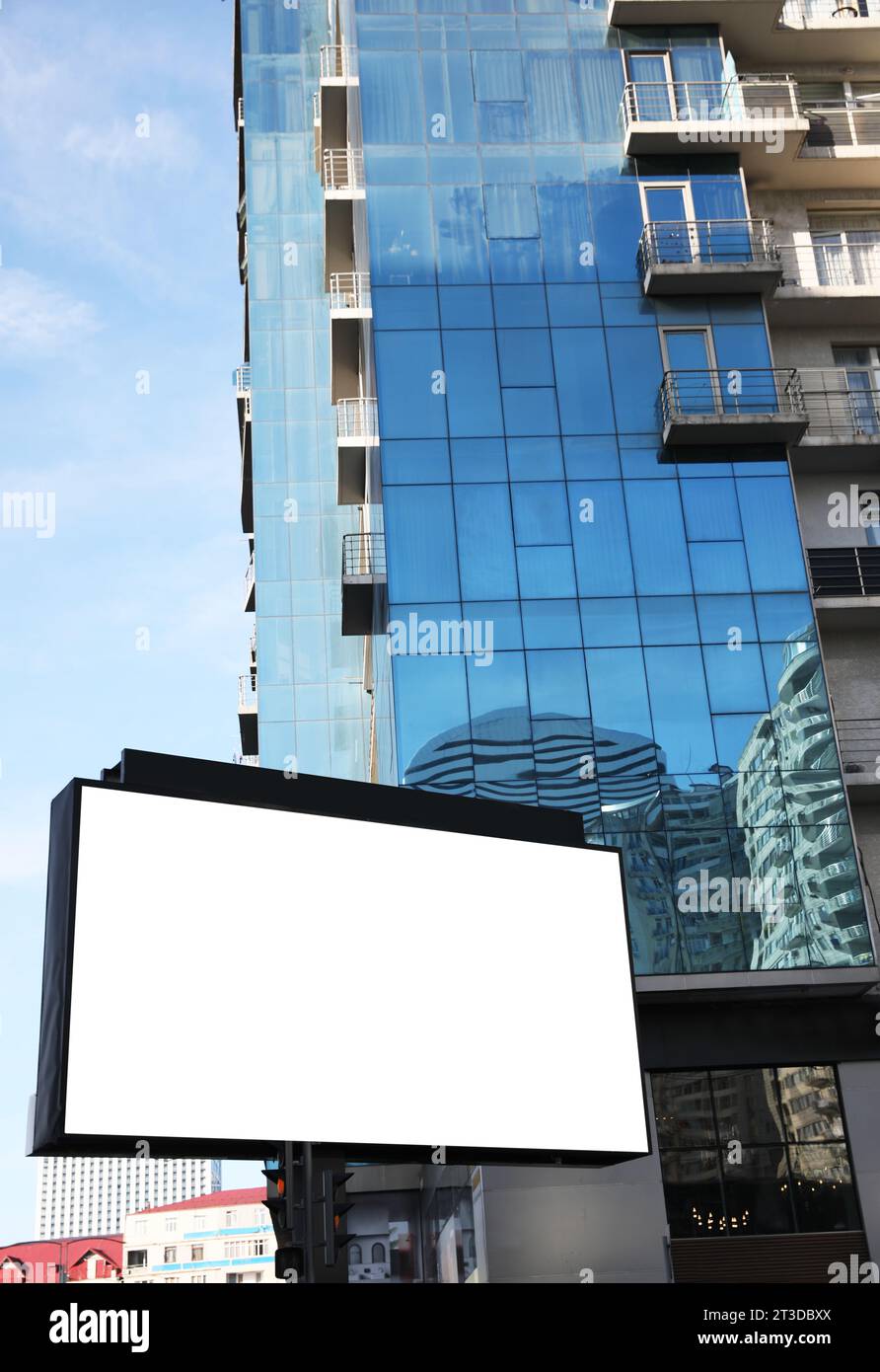 Empty signboard in city. Mock-up for design Stock Photo - Alamy