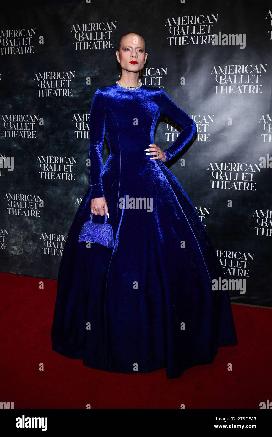 New York, USA. 24th Oct, 2023. Melanie Hamrick walking on the red carpet during the American Ballet Theatre Fall Gala held at Lincoln Center in New York, NY on October 24, 2023. (Photo by Anthony Behar/Sipa USA) Credit: Sipa USA/Alamy Live News Stock Photo