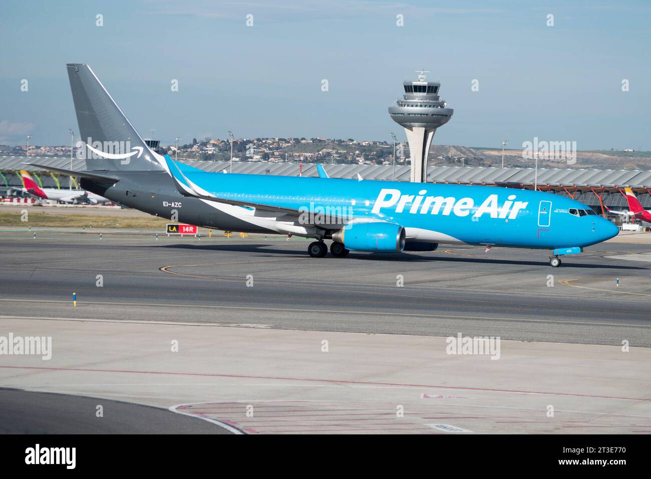 Avión de carga Boeing 737 de Amazon prime Air Stock Photo