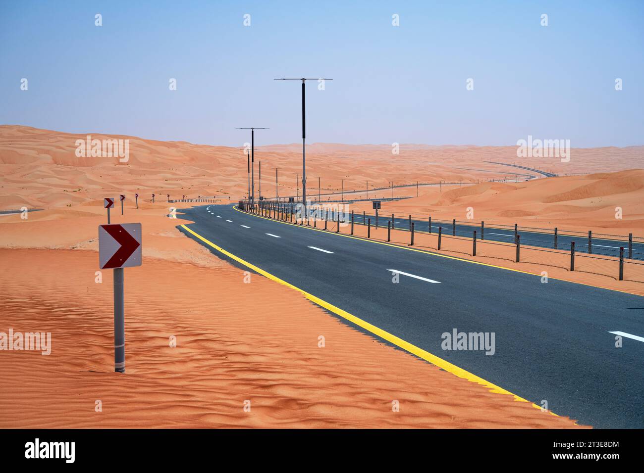 High Resolution Image of Roads in Liwa Desert Abu Dhabi Stock Photo Alamy