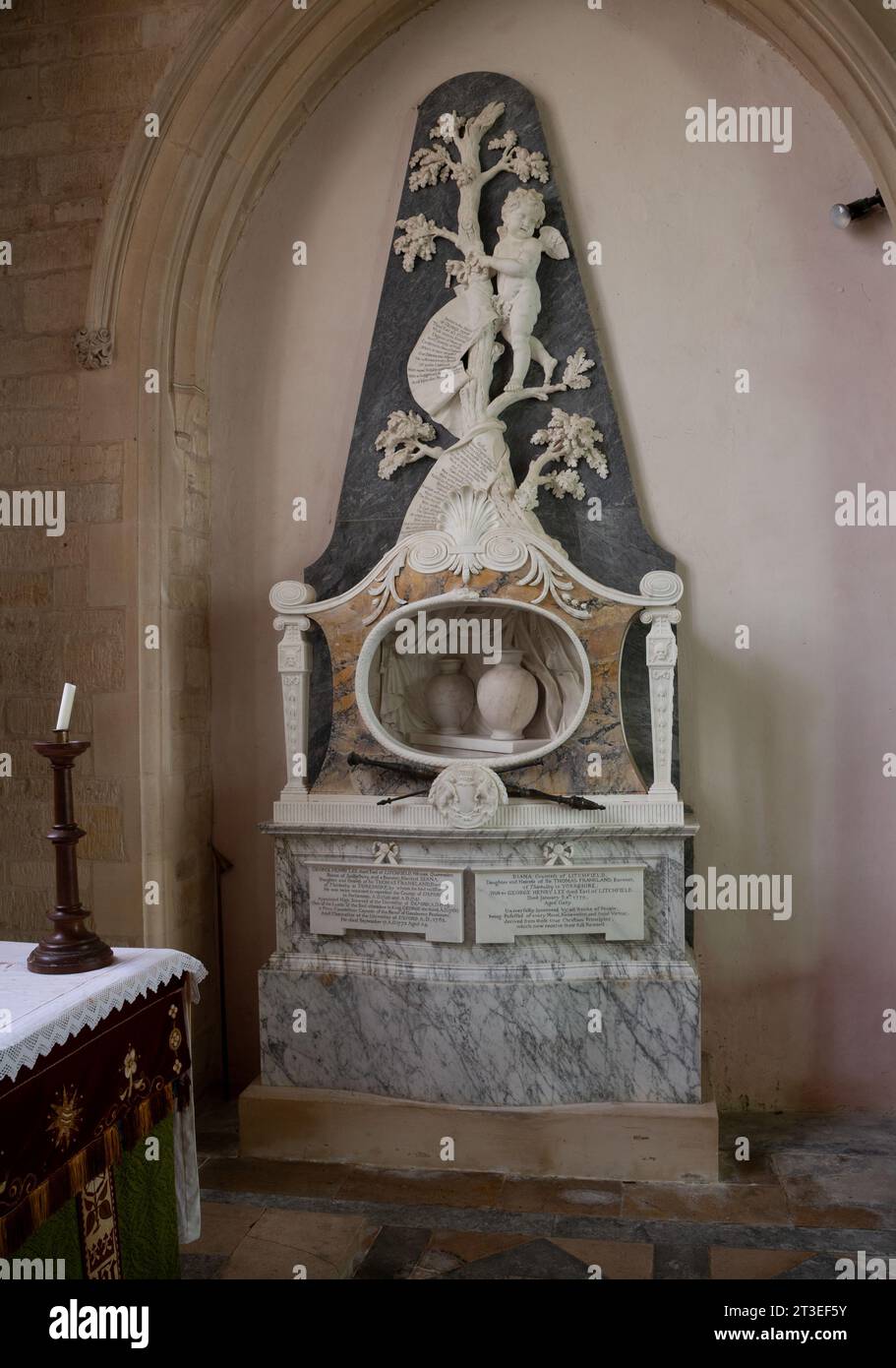 Sir George Henry Lee monument, All Saints Church, Spelsbury, Oxfordshire, England, UK Stock Photo