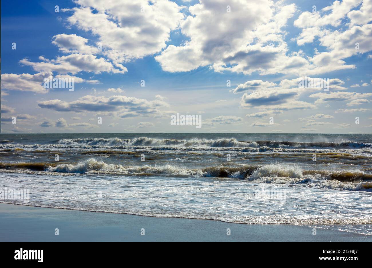 Beautiful sea surf stormy hi-res stock photography and images - Alamy