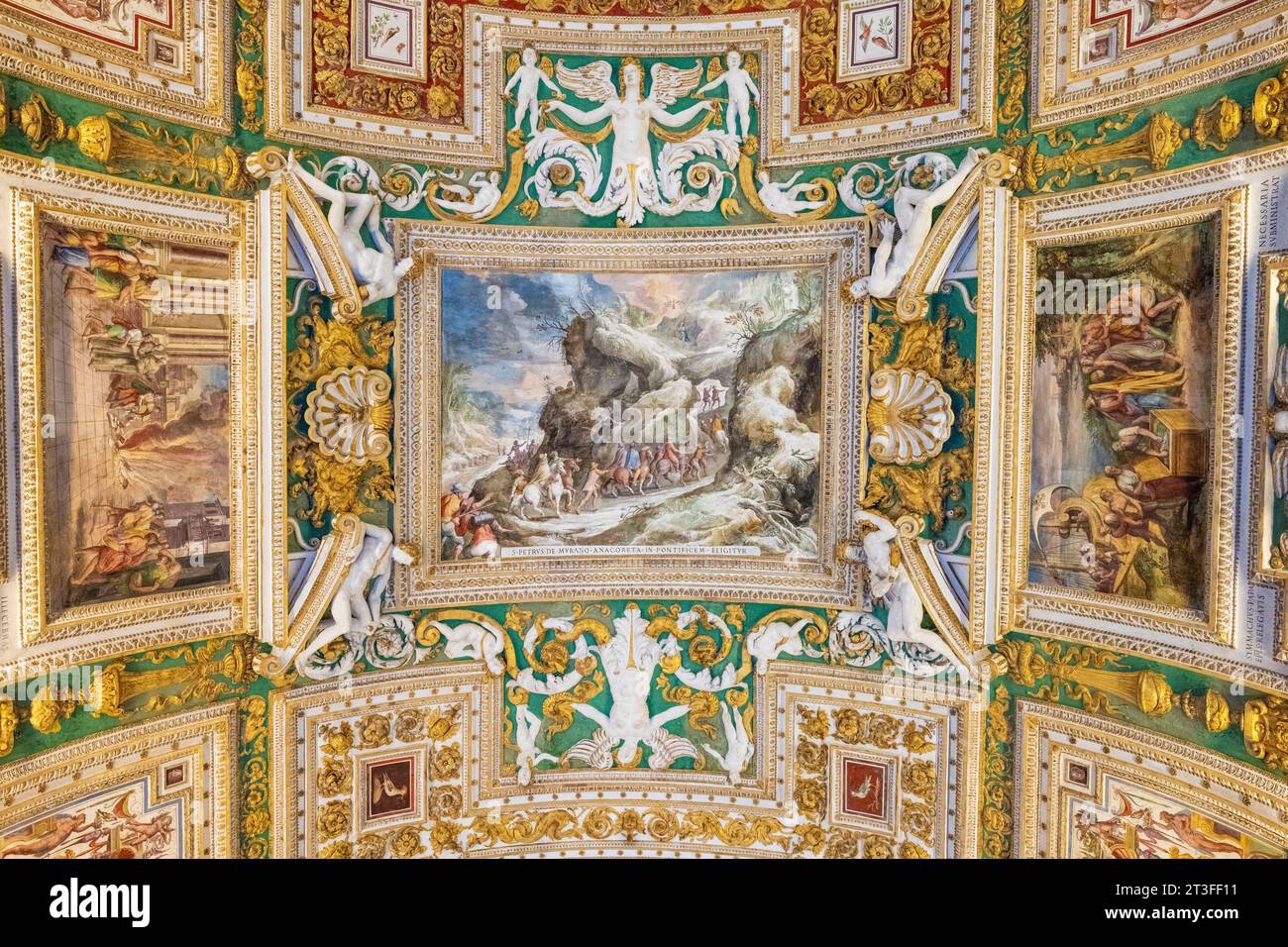 Italy Latium Rome Vatican City - Italy Latium Rome Vatican City Listed As World Heritage By Unesco The Vatican Museums The Gallery Of Geographical Maps 2T3FF11 