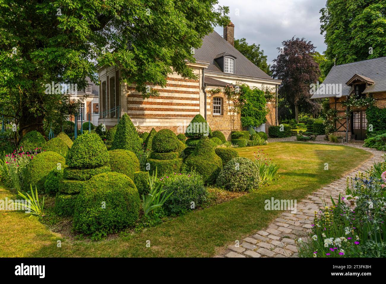 France, Somme, Maizicourt, Les jardins de Maizicourt, French garden, English garden, Contemporary garden, Vegetable garden Stock Photo