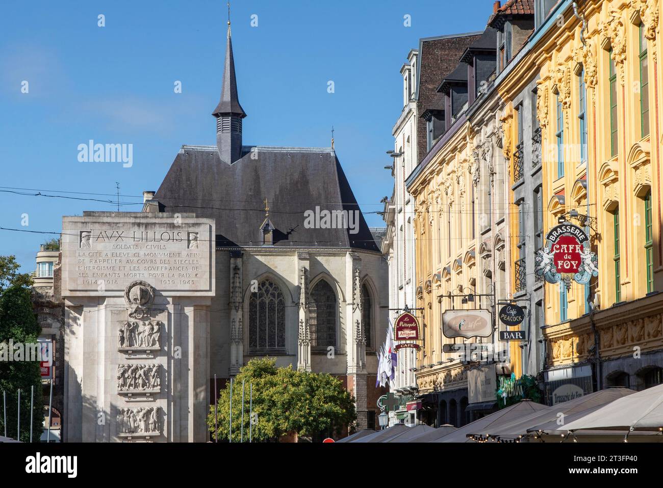 France, Nord, Lille, rue Rihour and its terraces (Palais Rihour in the background) Stock Photo