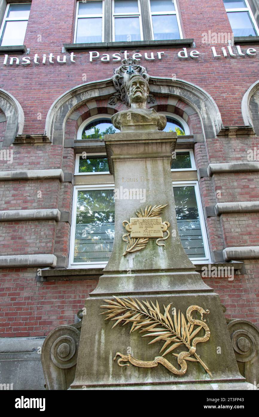 France, Nord, Lille, Pasteur Institute of Lille, bust of Louis Pasteur ...