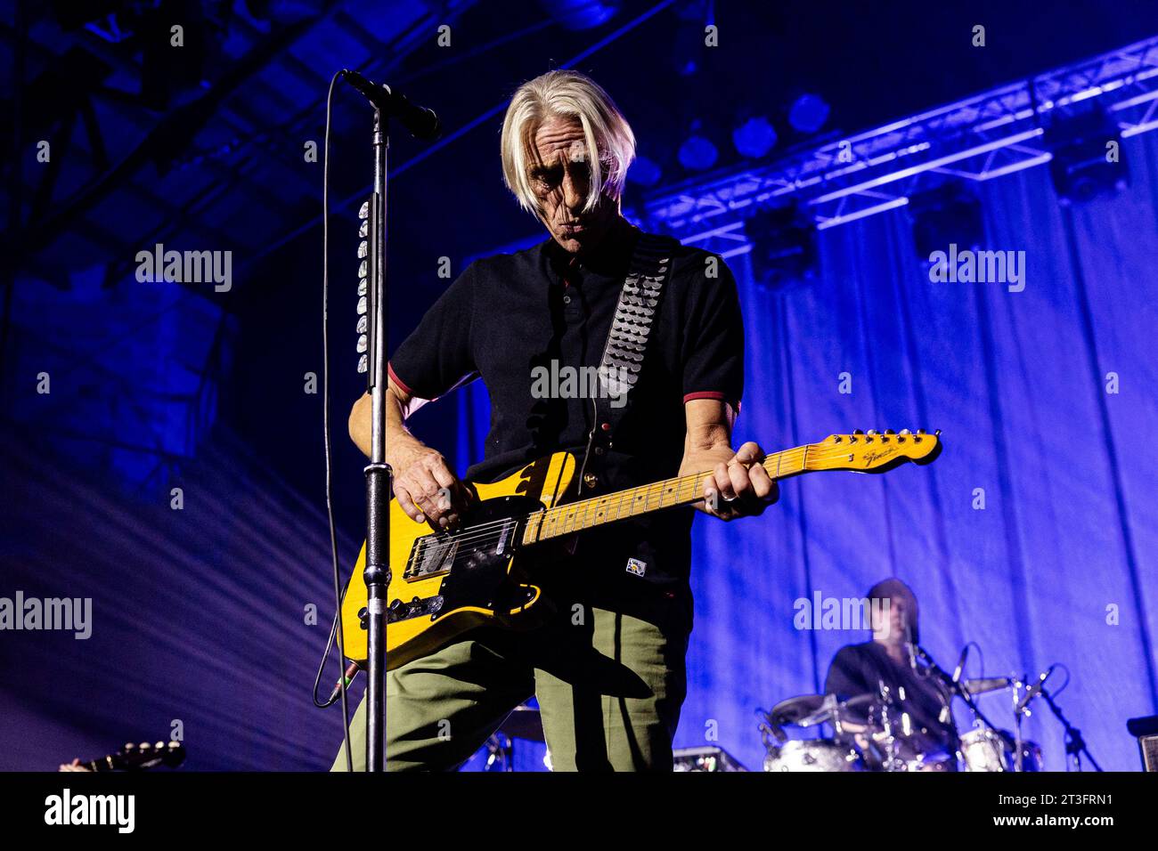 Paul Weller in concert Stock Photo - Alamy