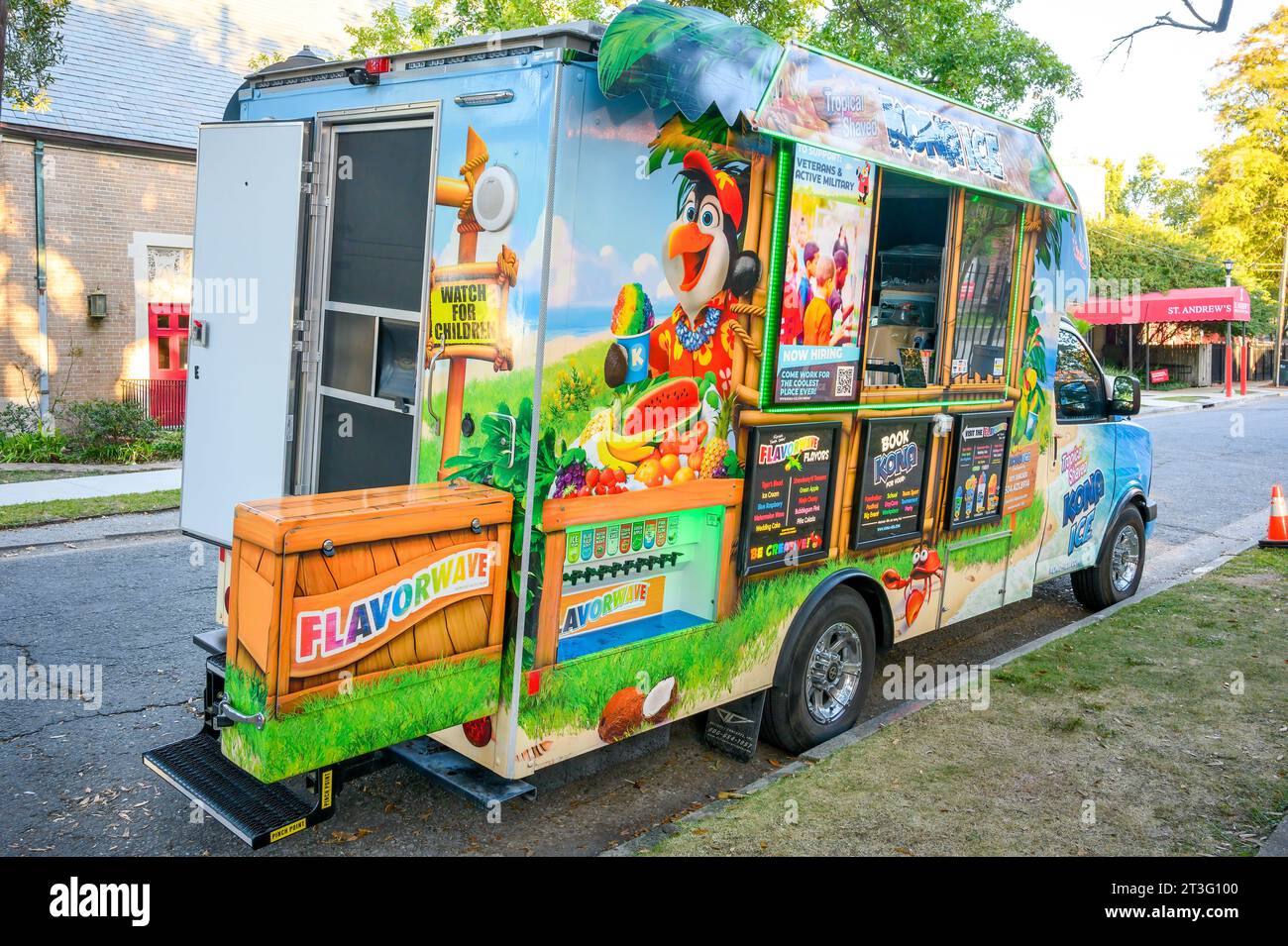 NEW ORLEANS, LA, USA - OCTOBER 23, 2023: Kona Ice Truck on Zimpel Street with St. Andrew's Episcopal School in the background Stock Photo