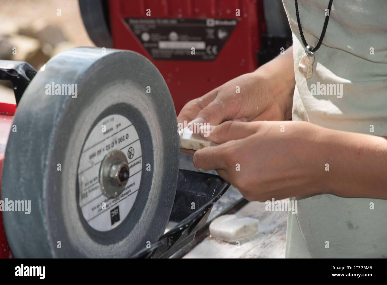 A Masonry Force For The Sanding Of Stones And Blocks A Masonry Force