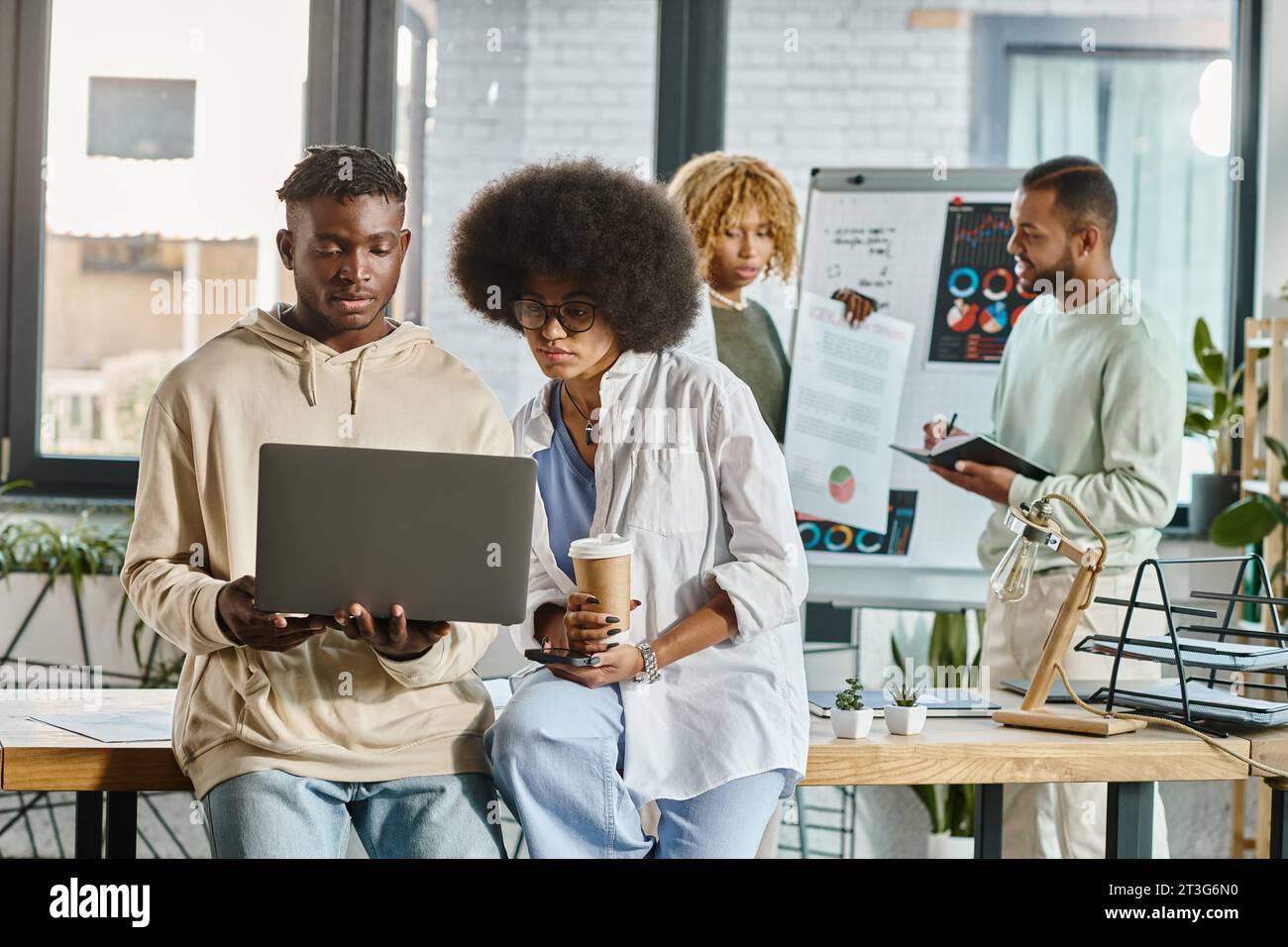 Industrious people hi-res stock photography and images - Alamy