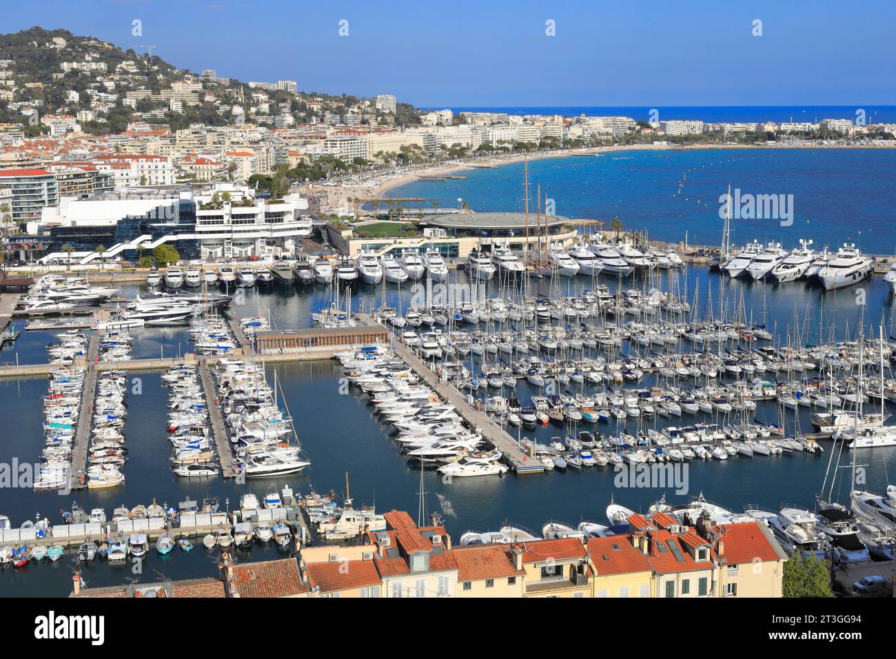 France, Alpes Maritimes, Cannes, view from Le Suquet of the Old Port, its moored boats and the Palais des Festivals et des Congres (on the left) Stock Photo