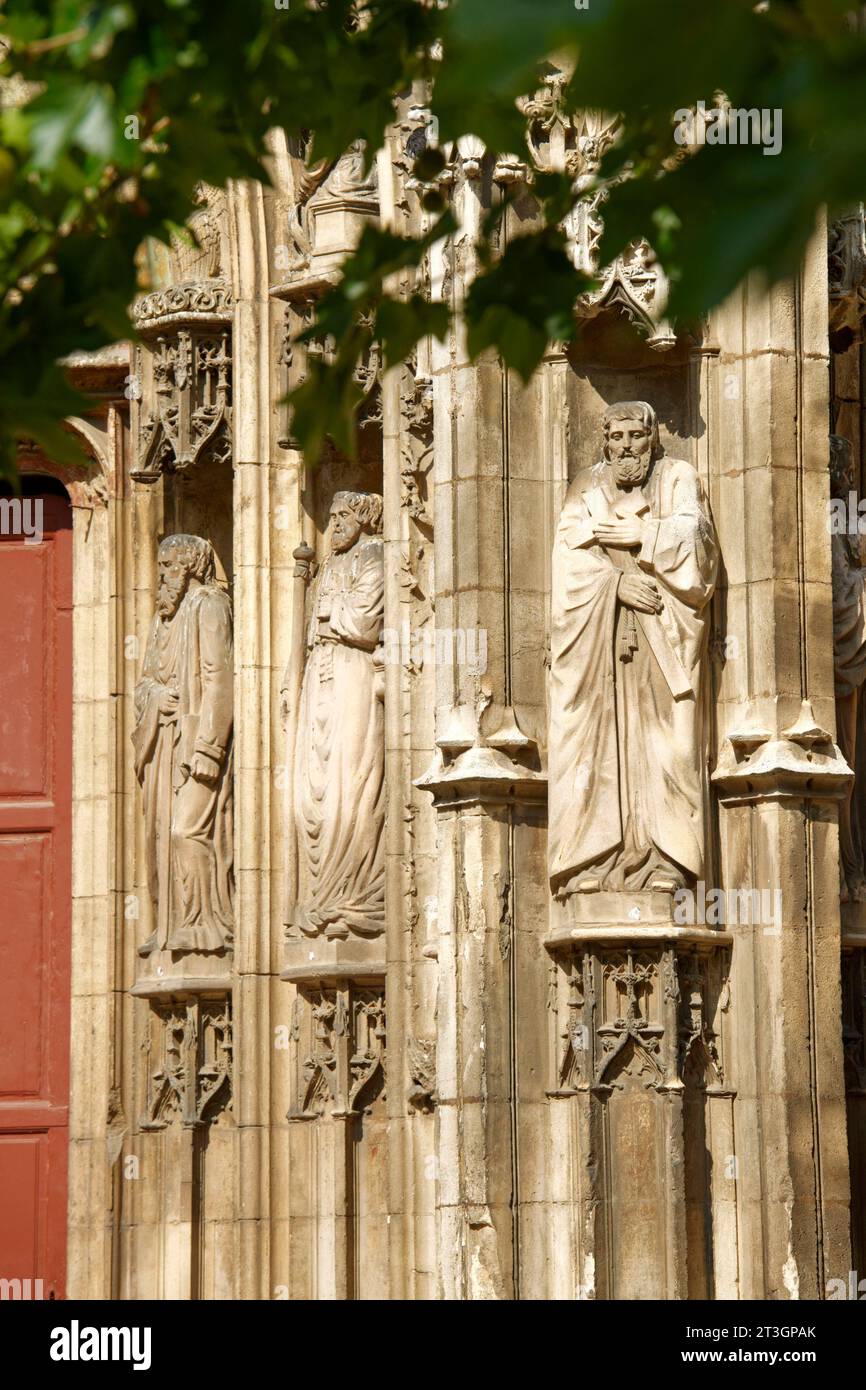 West facade of aix cathedral hi-res stock photography and images - Alamy
