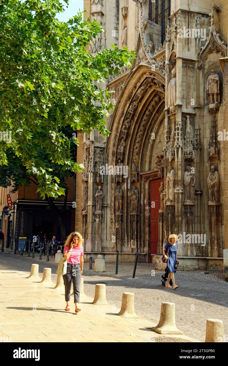 West facade of aix cathedral hi-res stock photography and images - Alamy