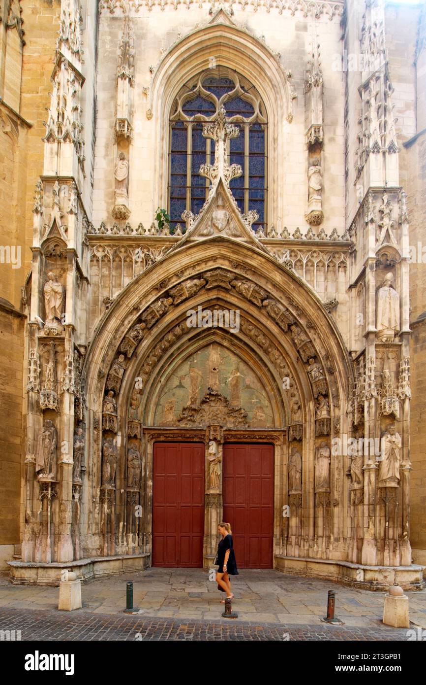 West facade of aix cathedral hi-res stock photography and images - Alamy