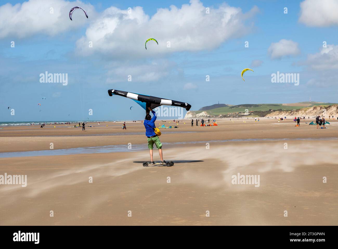 France, Pas de Calais, Wissant, man practicing wing on the beach Stock Photo