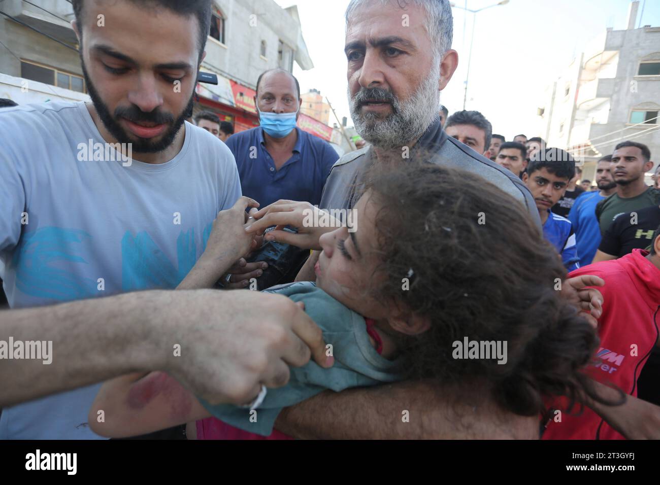 Save Rafah Civil defense teams and civilians conduct search and rescue operations ...
