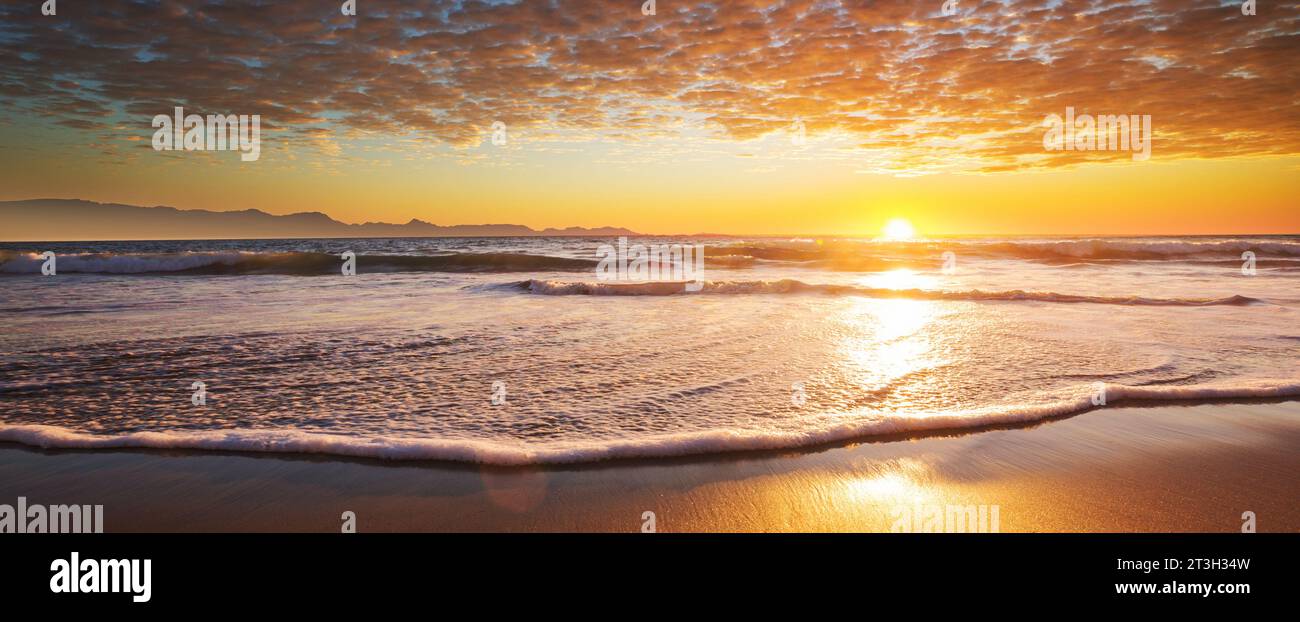 sea sunset for natural background Stock Photo - Alamy