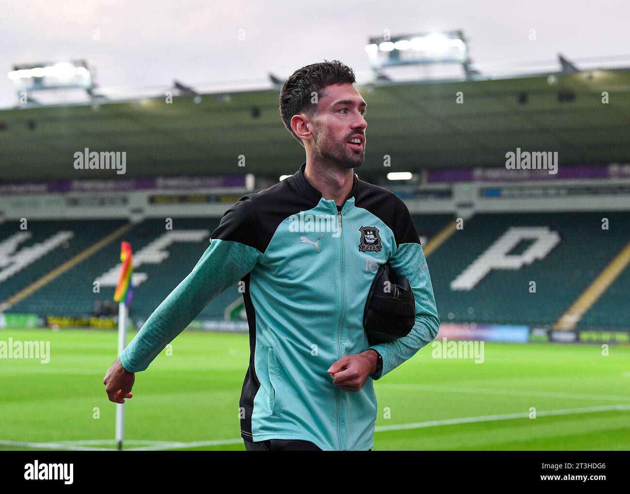 Ryan Hardie 9 of Plymouth Argyle arrives during the Sky Bet