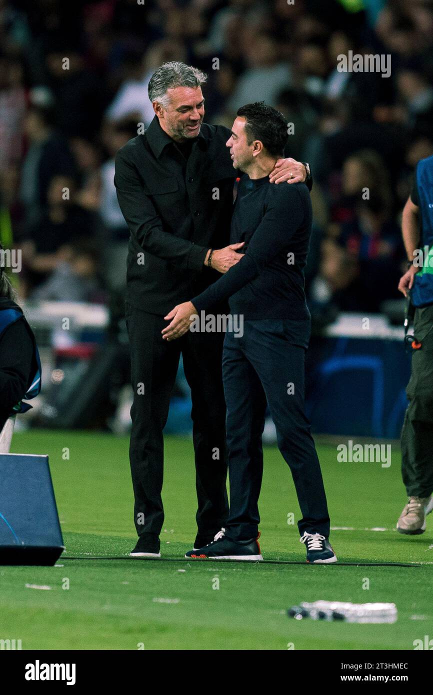 Barcelona, Spain, 25, October, 2023.  Spain-Football-Champions League FC Barcelona v Shakhtar Donetsk.  Mariano Pusic (Head coach) and Xavi Hernandez (Head coach).  Credit: Joan G/Alamy Live News Stock Photo