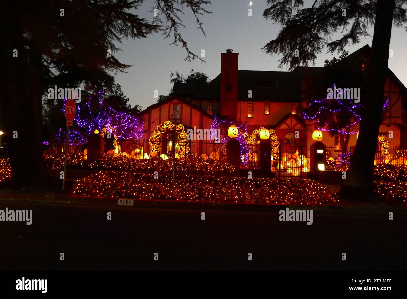 Toluca Lake, California, USA 20th October 2023 A general view of