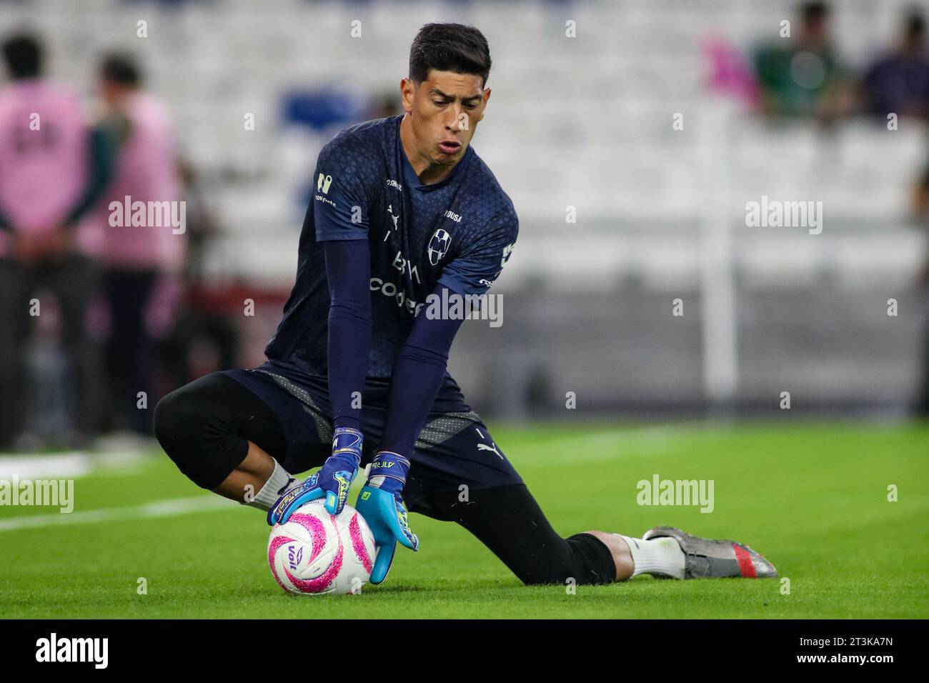 Monterrey, Mexico. 25th Oct, 2023. October 25th 2023, Estádio BBVA, Monterrey, Mexico: Liga BBVA MX postponed 4th round match between Monterrey Rayados and Club Tijuana Xolos. #1 Goalkeeper Rayados, Esteban Andrada during warm-up before the game Mandatory Credit: Toby Tande/PXImages Credit: Px Images/Alamy Live News Stock Photo