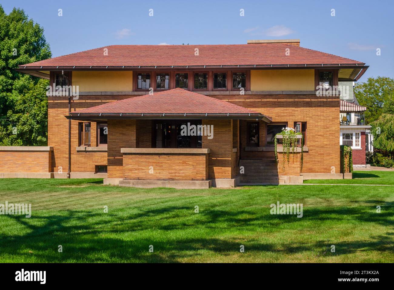 Frank Lloyd Wright's Martin House in Autumn Stock Photo Alamy
