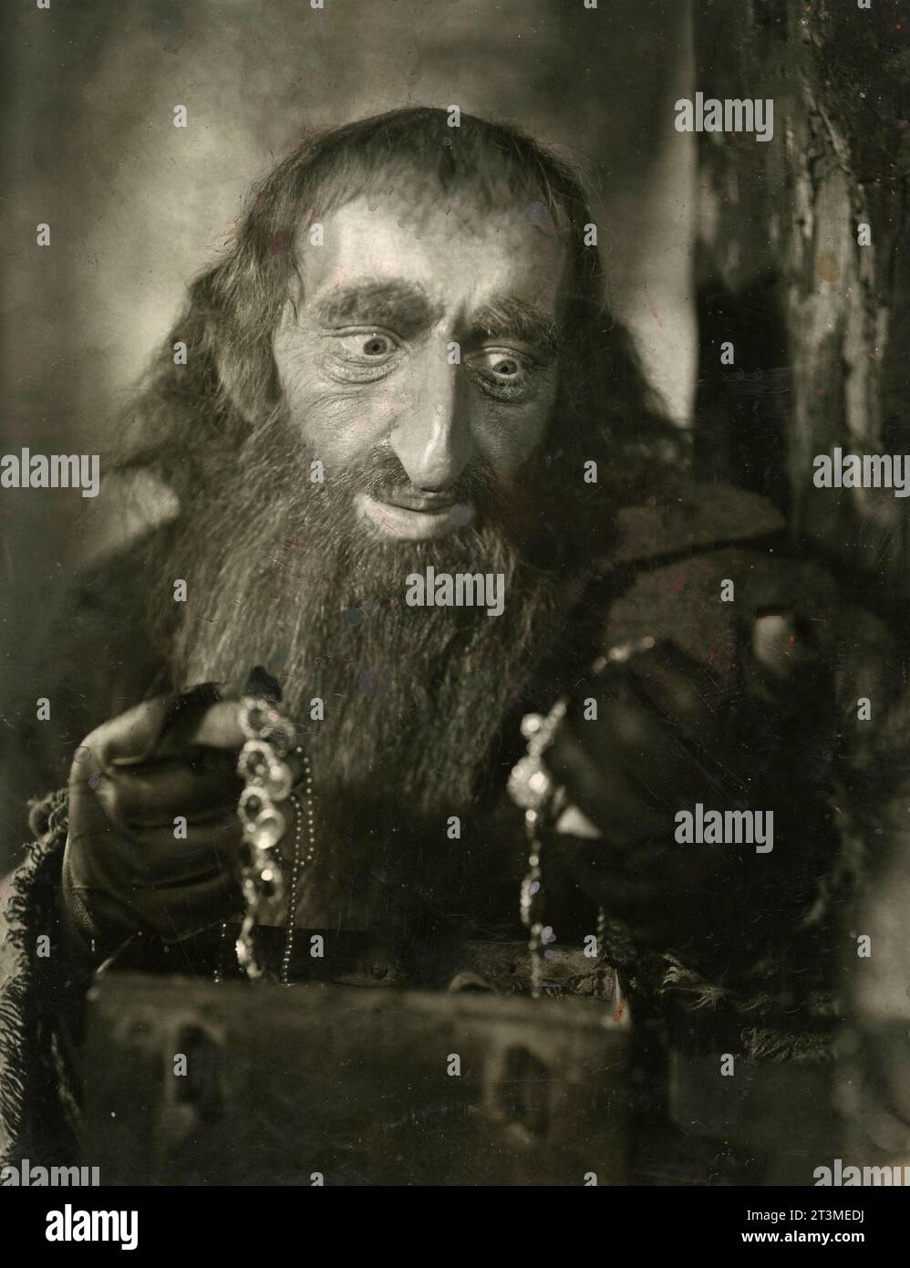 British actor Alec Guinness in the movie Oliver Twist, UK 1948 Stock Photo