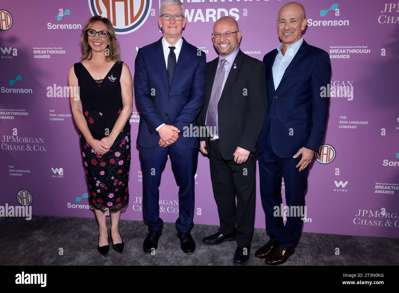 Los Angeles, Ca. 25th Oct, 2023. Alexis Kashar, Tim Cook, Howard A ...