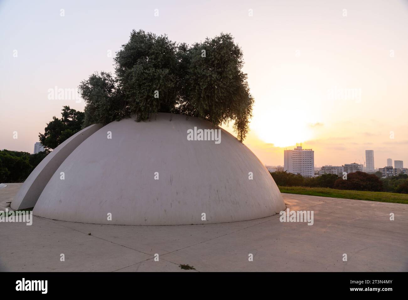 Tel Aviv, Israel - OCT 24, 2023 - Edith Wolfson Park, topped by the White Square, a sculpture site reflecting Tel Aviv’s history and scenery, by the I Stock Photo