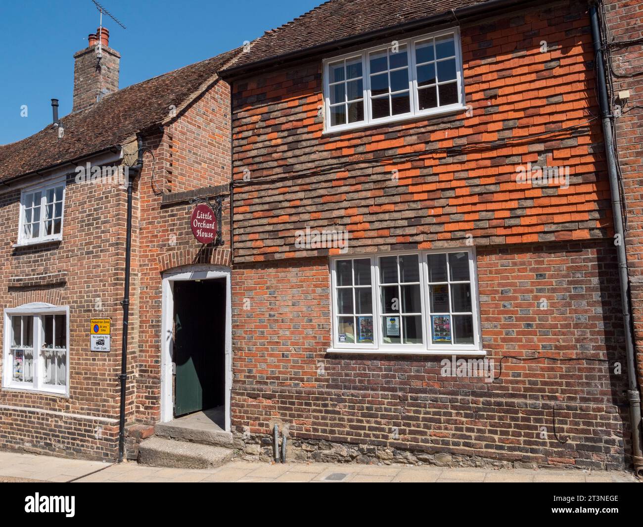 Little Orchard House on West Street in Rye, East Sussex, UK. Stock Photo