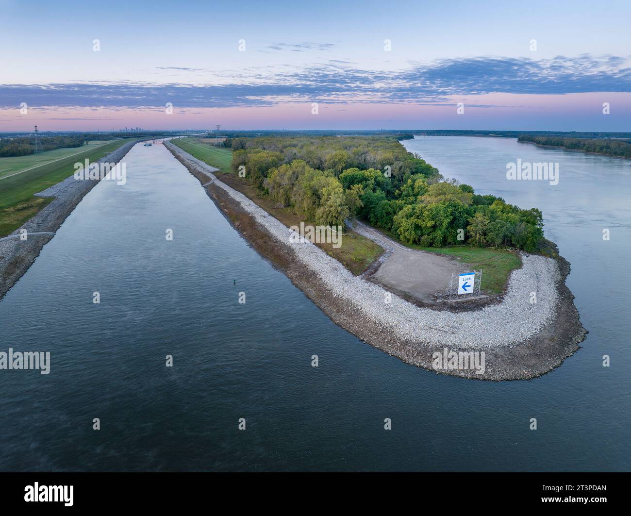 upstream entry to the Chain of Rock Bypass Canal from the Mississippi ...