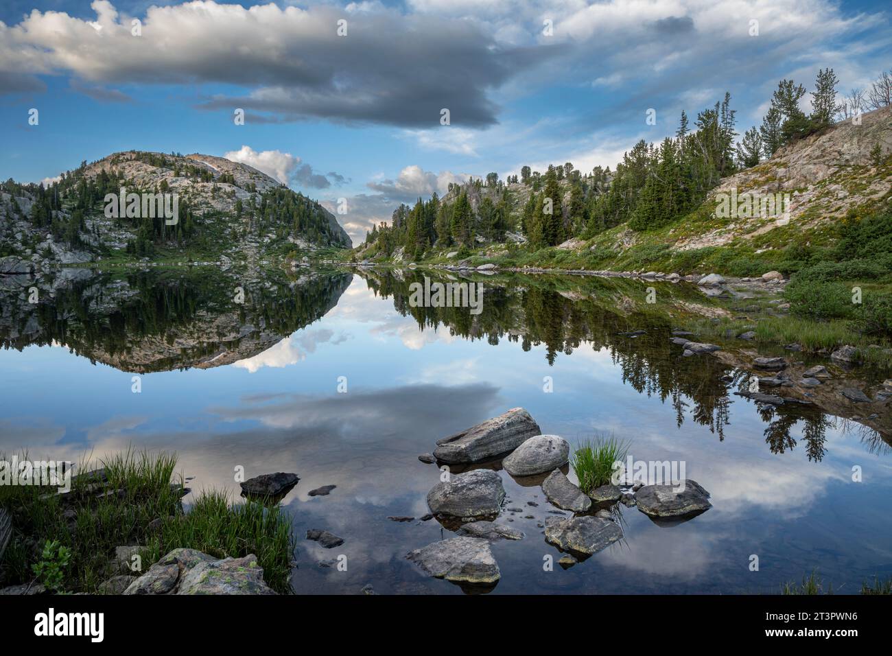 Pass lake hires stock photography and images Alamy
