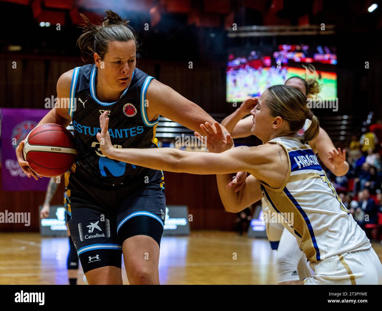 Chomutov, Czech Republic. 26th Oct, 2023. From left Billie Massey of Estudiantes and Jesika Hibalova of Chomutov in action during the Match of 3rd round of Group K of FIBA European Women's Basketball Cup in Chomutov, Czech Republic, October 26, 2023. Credit: Ondrej Hajek/CTK Photo/Alamy Live News Stock Photo