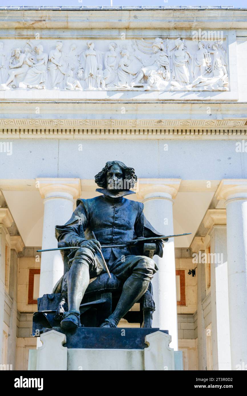 Velázquez or the Statue of Velázquez is an instance of public art in Madrid, Spain. Located in front of the main gate of the Prado Museum, it is dedic Stock Photo