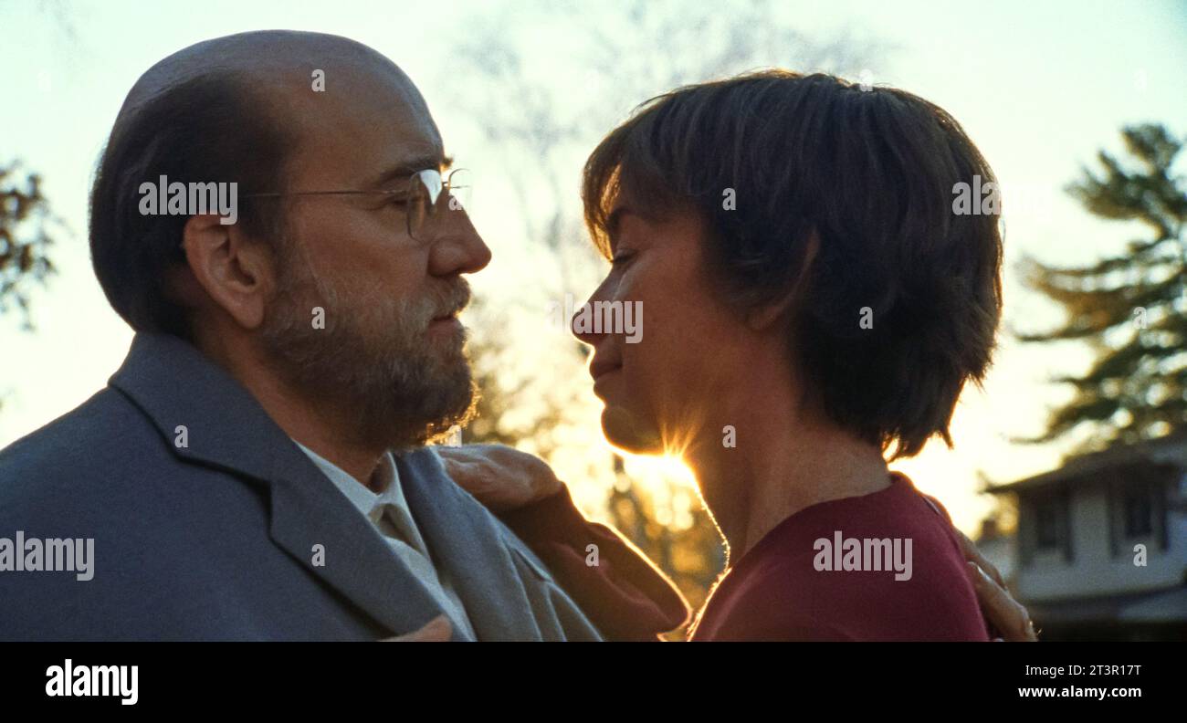 Dream Scenario Nicolas Cage & Julianne Nicholson Stock Photo Alamy