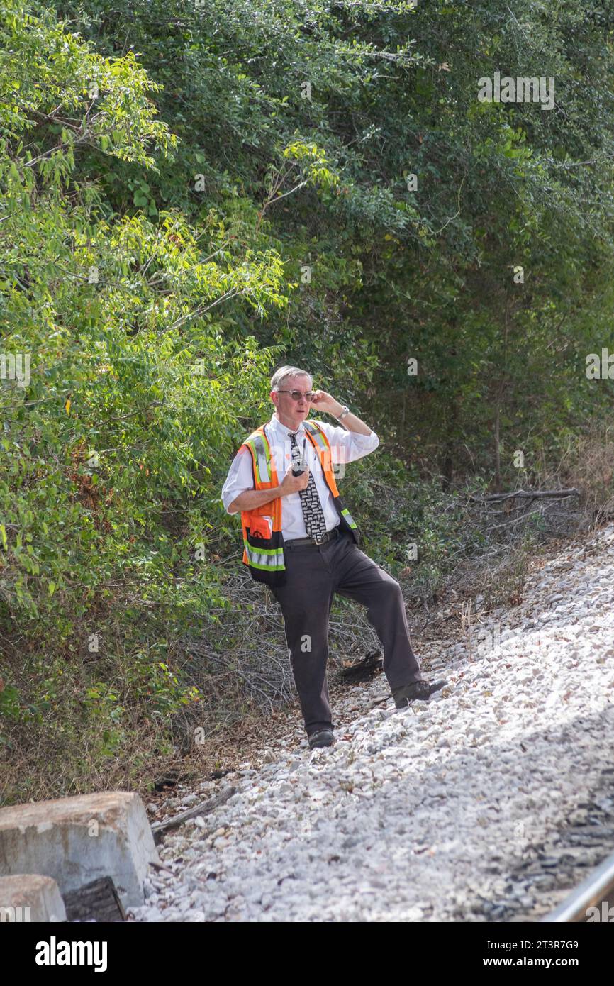 Austin Steam Train Association 3 Point Turn maneuver to move engine