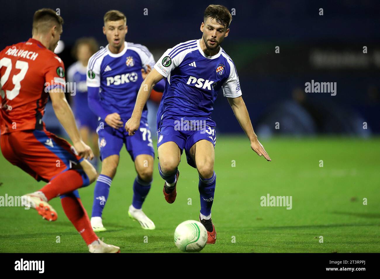 62 Anderlecht V Fc Dinamo Moskva Uefa Europa League Round Of 32 Stock  Photos, High-Res Pictures, and Images - Getty Images
