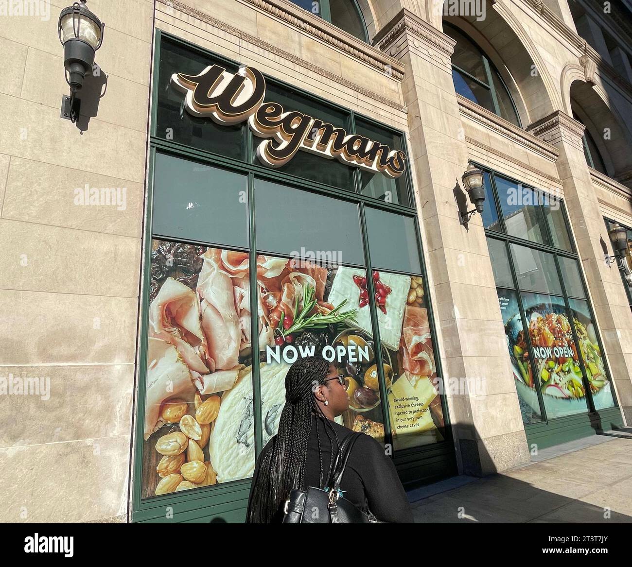 New York, New York, USA. 26th Oct, 2023. An exterior view of Wegmans